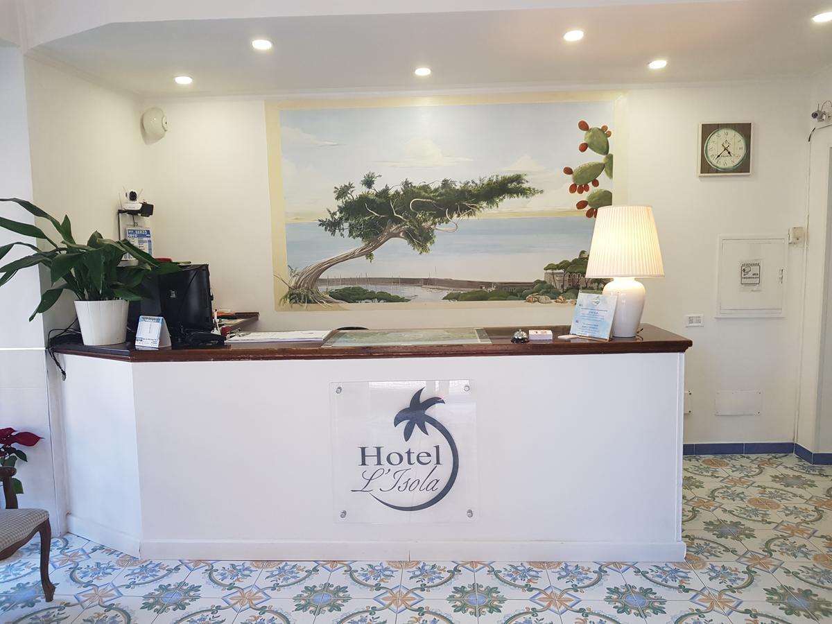 Hotel L'Isola ซันตามารีเนลลา ภายนอก รูปภาพ